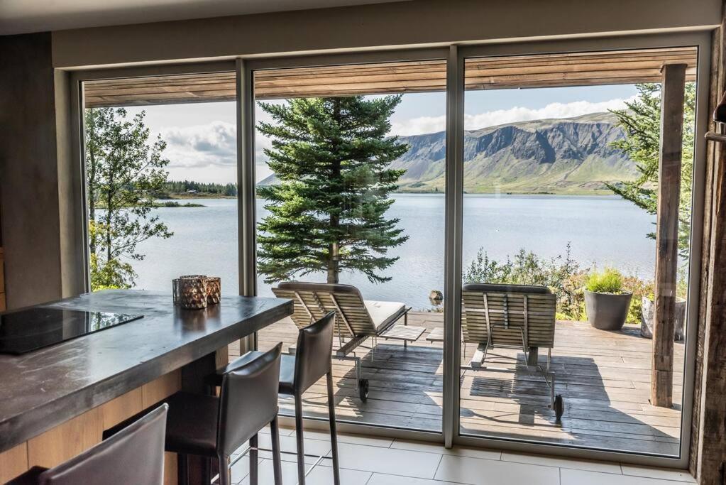 Luxury Lakefront Villa, Infinity Hot Tub And Sauna Grimsnes og Grafningshreppur Exterior foto
